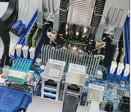 MZ72-HB2 Dual Socket SP3 Mothe - огляд і ціна Dual Socket Sp3 Epyc Motherboard